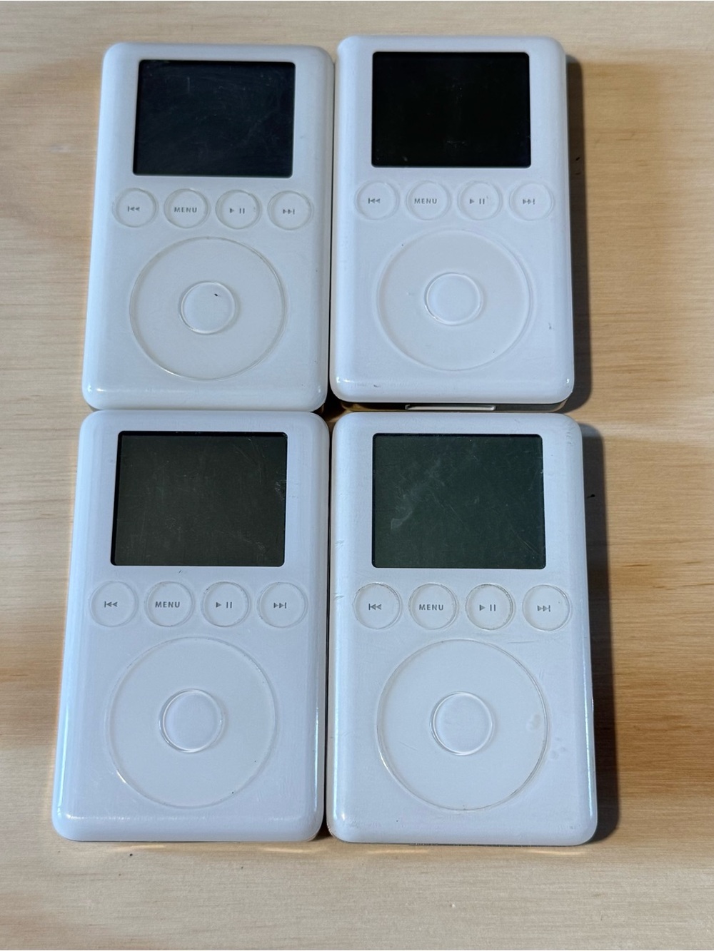4-iPod Classic 3rdGen Model:A1040-15-40GB BROKEN Bad Batteries/Hard-Drives Read